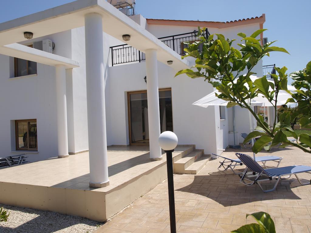 Mariandy Villa 2 Coral Bay Buitenkant foto